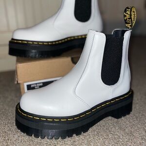 Doc Martens Chelsea Boot